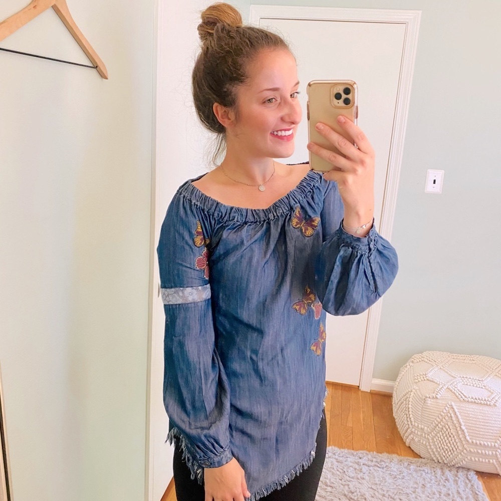 Standard Grace Embroidered Boho Denim Top Small